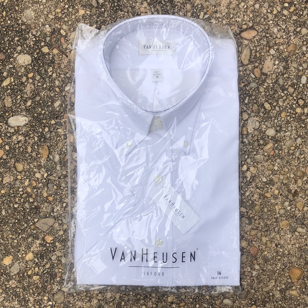 Van Heusen White Dress Shirt Classic Pointed Collar